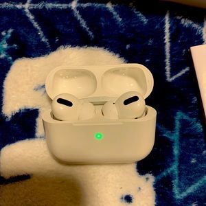 Apple earpods pro
